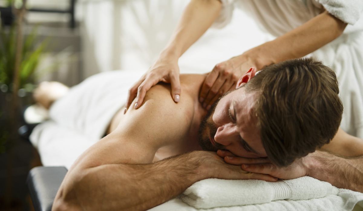 Female to Male Massage in Jaipur
